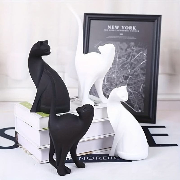 Lisslune | Modern Resin Cat Figurine – Nordic Style Decor