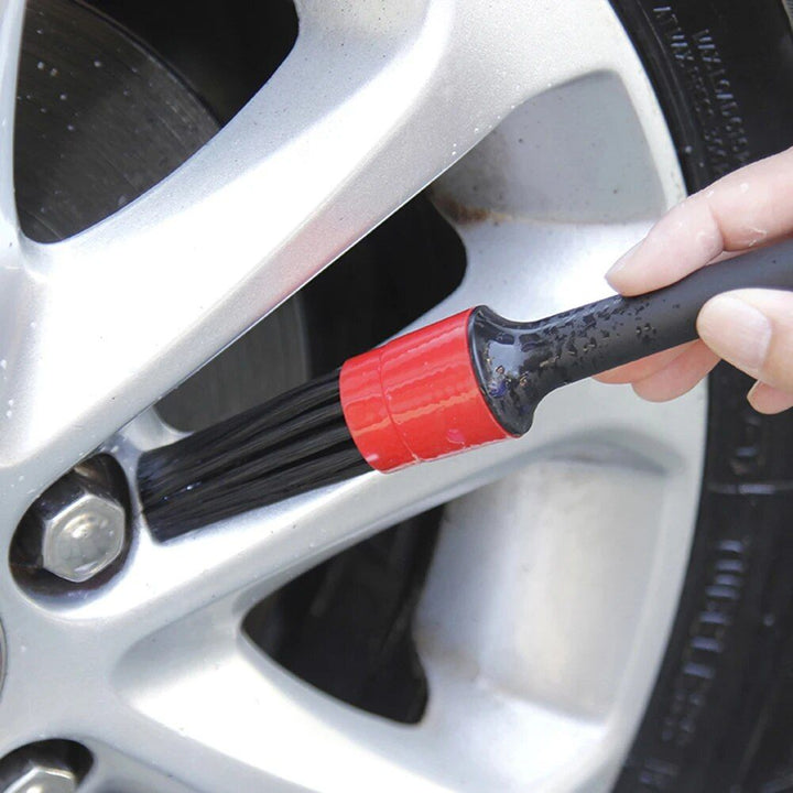 Lisslune | 5-piece car care brush set