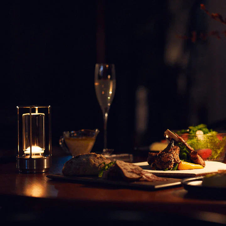 Lisslune | Qandlelight | Wireless rechargeable table lamp