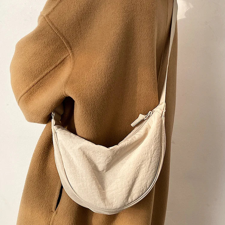 Lisslune | Haze Bag️ | The fashionable dumpling bag for a stylish outfit