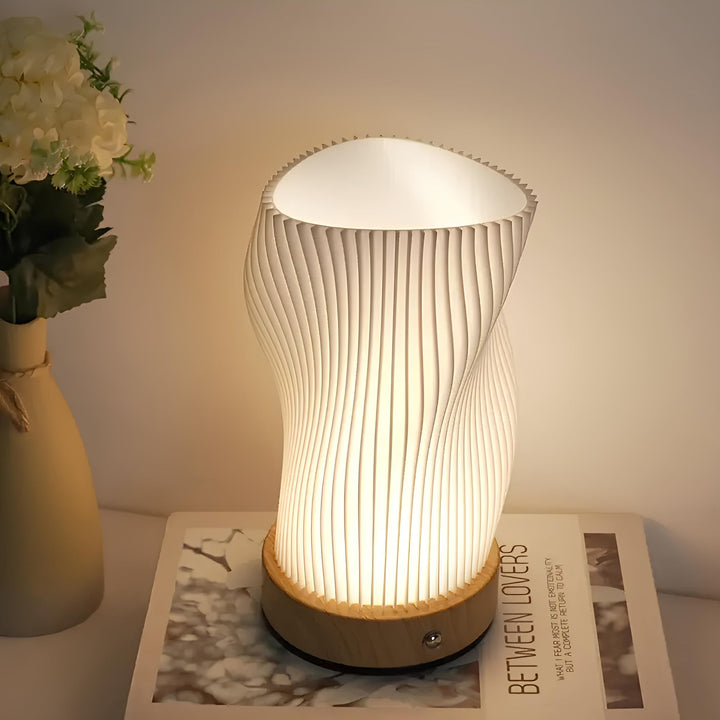 Lisslune | Chicwave dimmable USB lamp