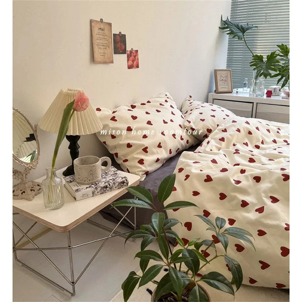 Lisslune | Velvet Heart - Plus heart-inspired duvet cover