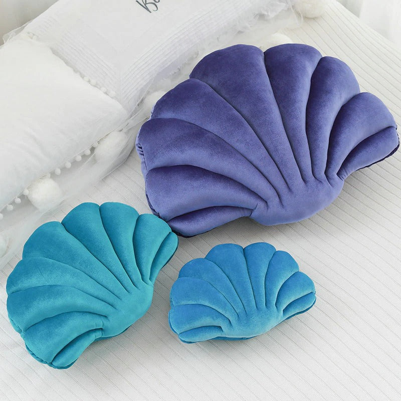 Rynx | Shell Velvet Throw Pillow
