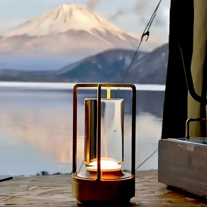 Lisslune | Nordic Industry rechargeable table lamp