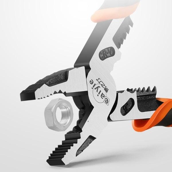 Lisslune | Fierce Pliers