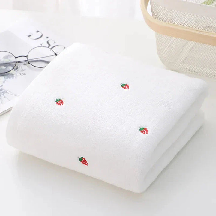 Lisslune | Strawberry Bath Towels