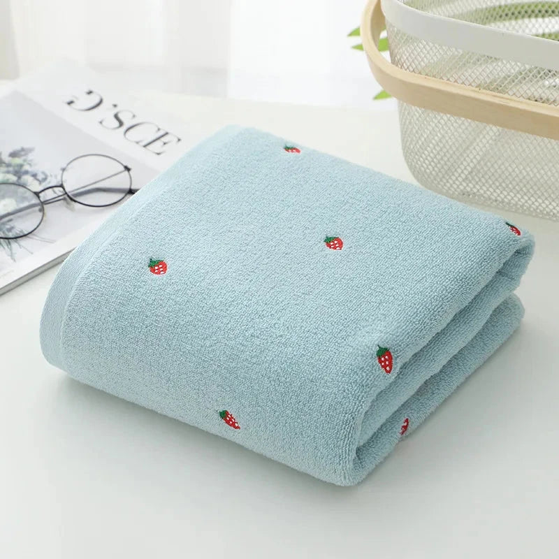 Lisslune | Strawberry Bath Towels