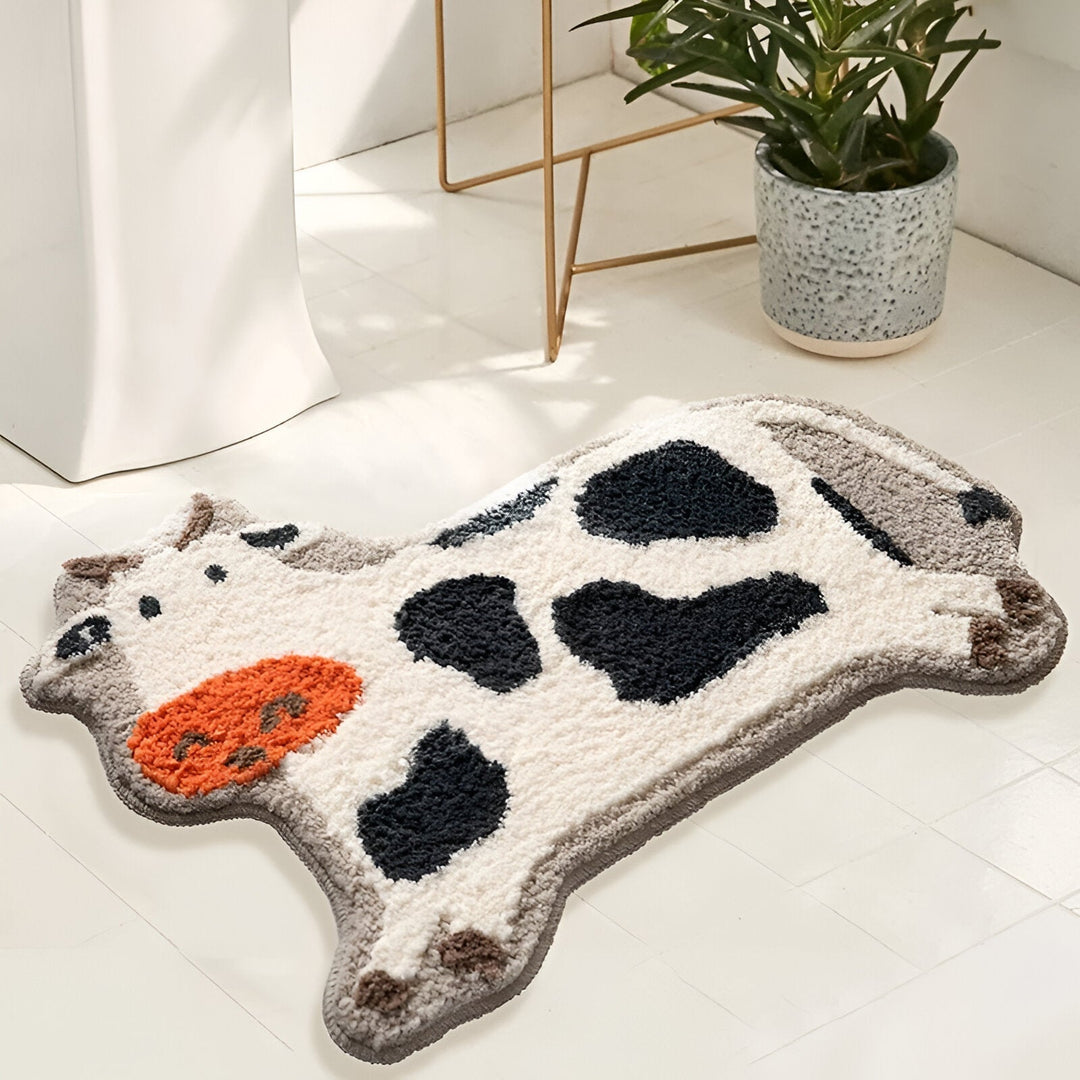 Lisslune | MooMat - Stylish and playful cow-shaped bath mat