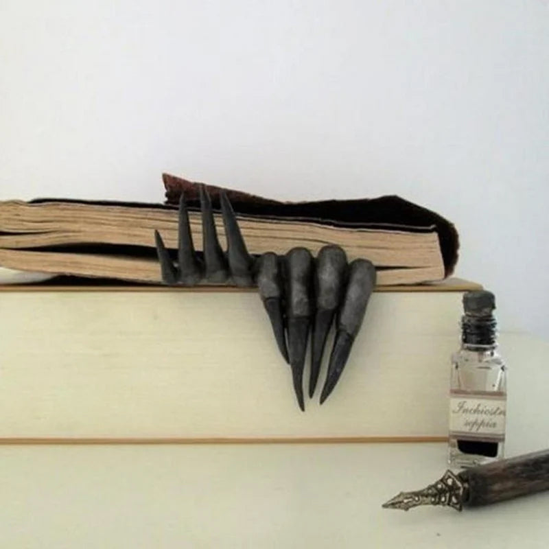 Lisslune | Thriller Devil Hand Bookmark
