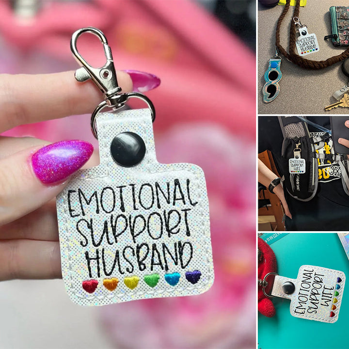 Lisslune | Rainbow Hearts Keychain