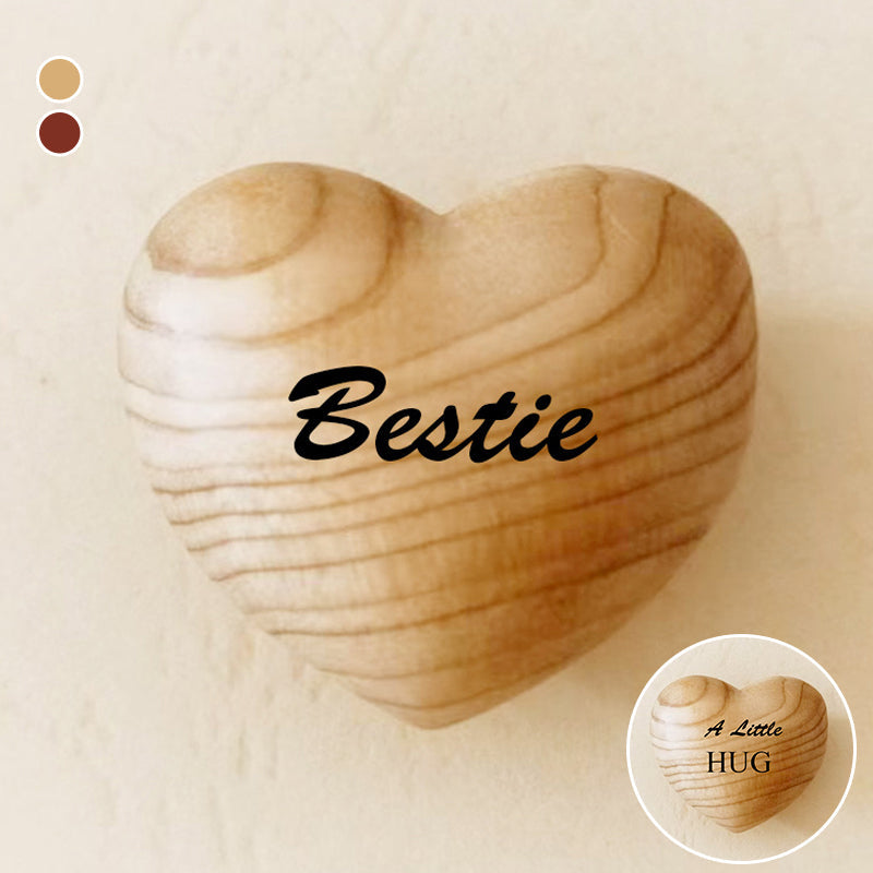 Lisslune | Small Pocket Hug Wooden Heart Token