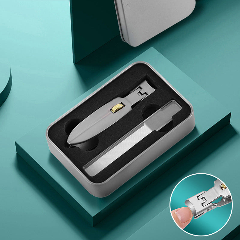 Lisslune | Nail clipper made of stainless steel with a large opening