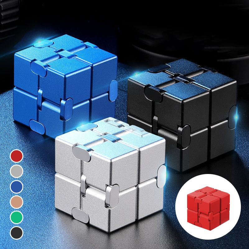 Lisslune | Infinity Cube
