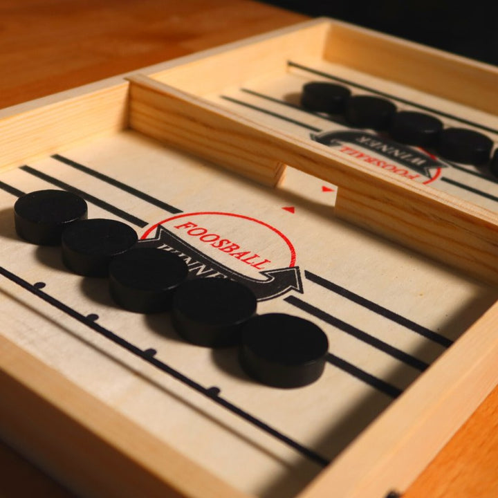 Lisslune | FoosballPuck - Be the first to get rid of all your discs!