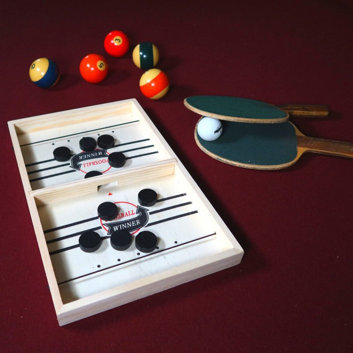 Lisslune | FoosballPuck - Be the first to get rid of all your discs!