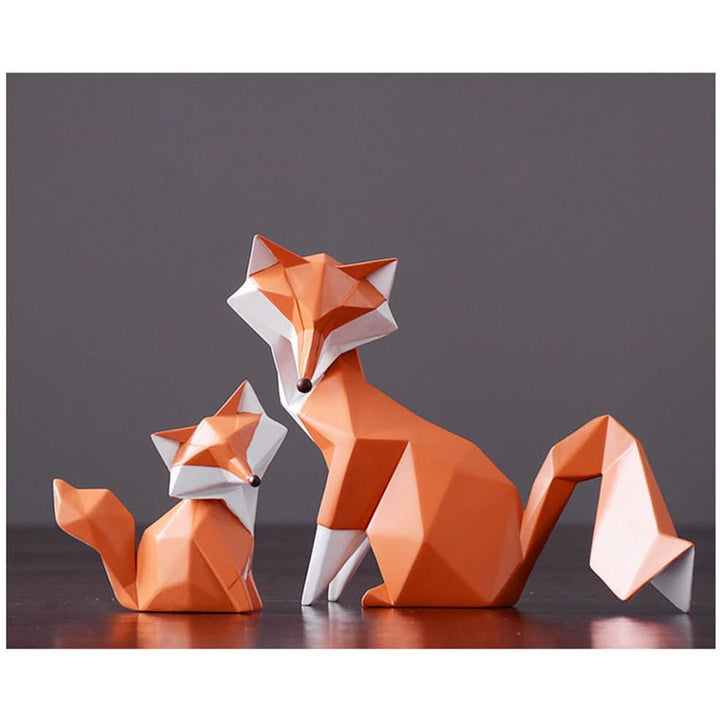 Lisslune | Geometric Fox Figurine – Modern Resin Sculpture