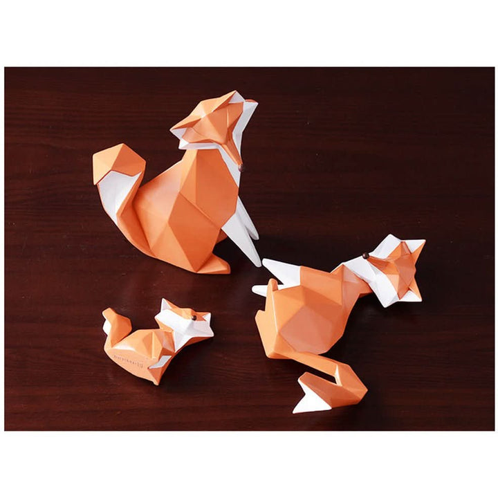Lisslune | Geometric Fox Figurine – Modern Resin Sculpture