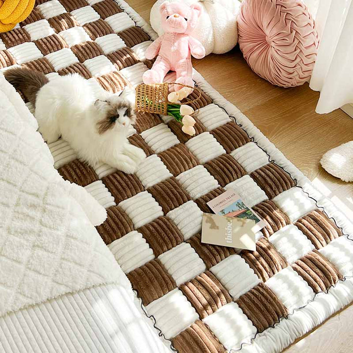 Lisslune | COZYCOVER – Cozy pet blanket made of chenille with furniture protection function