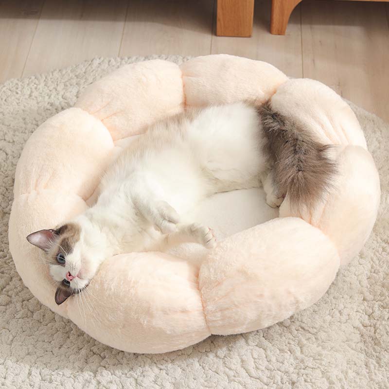 Lisslune | Deep Sleep Flower Shape Cat Bed