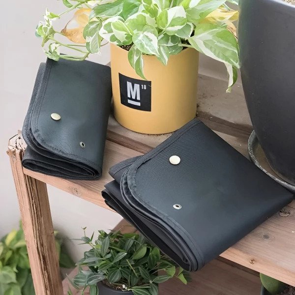 Lisslune | GardenMat 2.0 – Waterproof Foldable Gardening Work Mat for Clean & Organized Planting