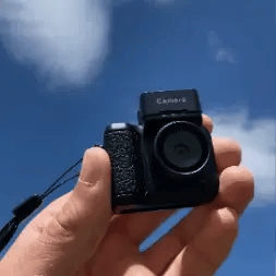 Lisslune | RETROPIX – Compact digital camera in retro design with vintage features