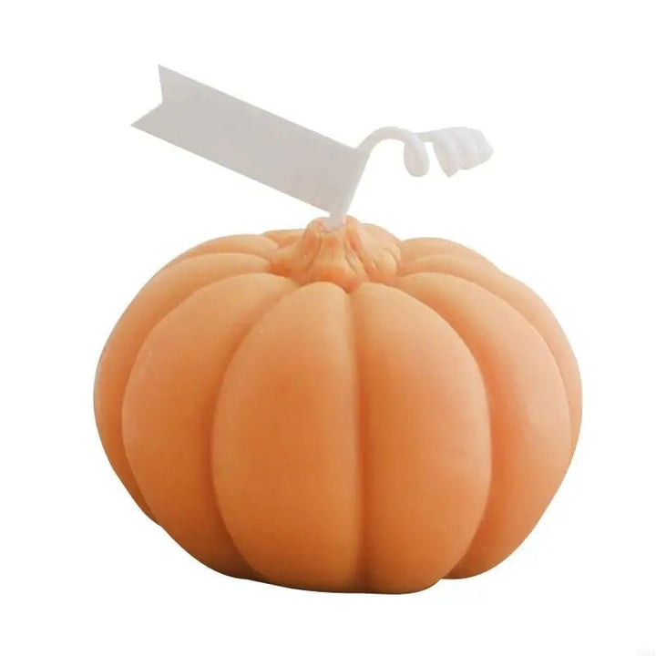 Lisslune | GlowHarvest – Handmade scented candle in pumpkin shape for a cozy atmosphere
