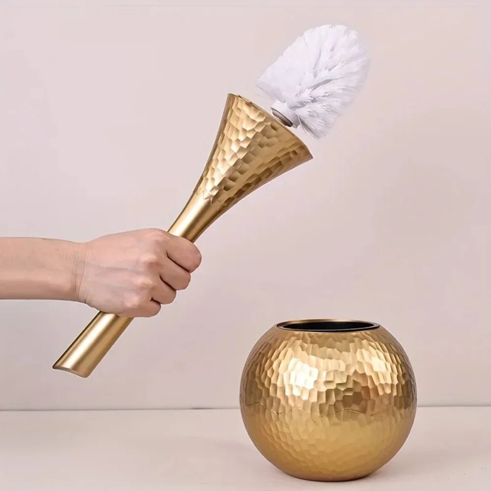 Lisslune | GOLDENLUXE – Sculpted Toilet Brush with Elegant Metallic Design for Modern Bathrooms