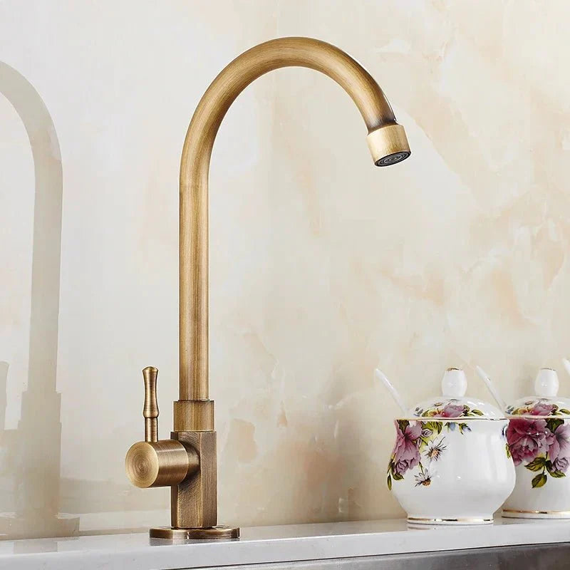 Lisslune | Aethel Tap – 300 mm High Spout in Elegant Antique Brass