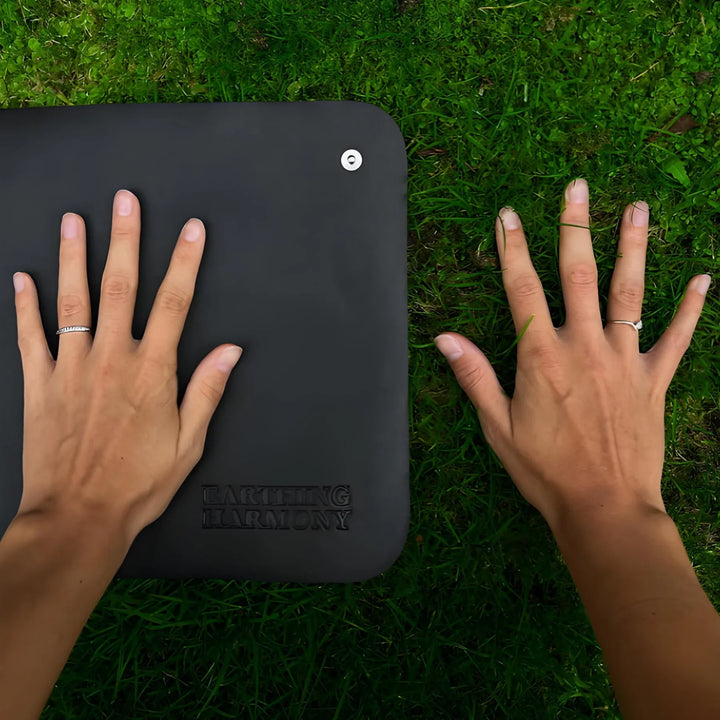 Lisslune | Grounding mat made of carbon leather for electronic devices and health