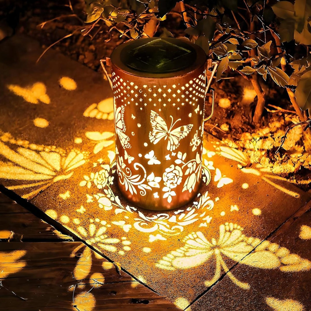 Lisslune | Solar-Powered Lantern Light