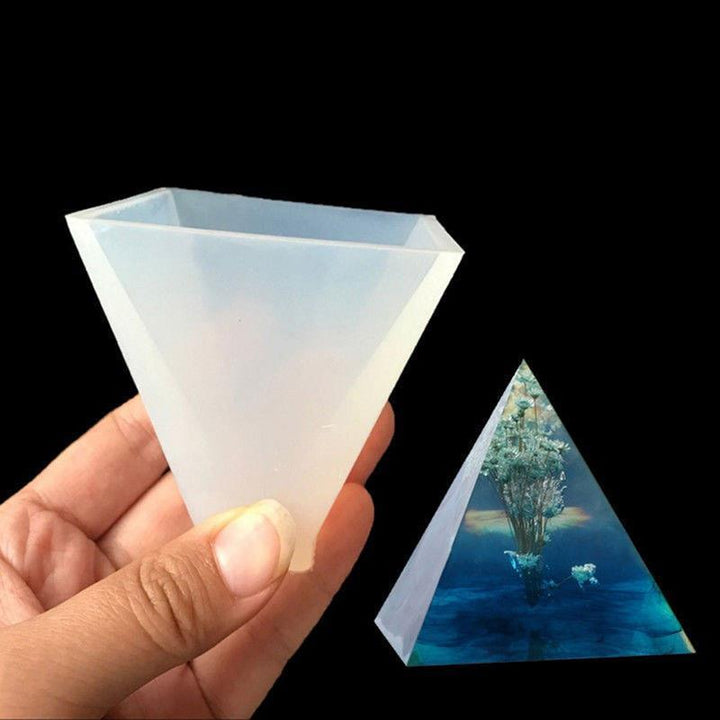 Lisslune | Artisan Pyramid Candle Making Set - DIY Aromatherapy Wax Candle Kit