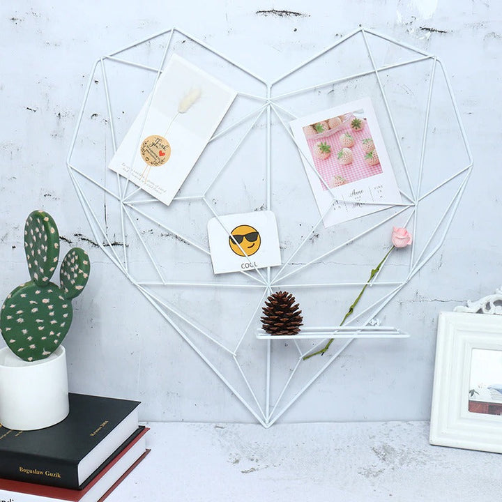 Lisslune | Heart Wire Photo Display
