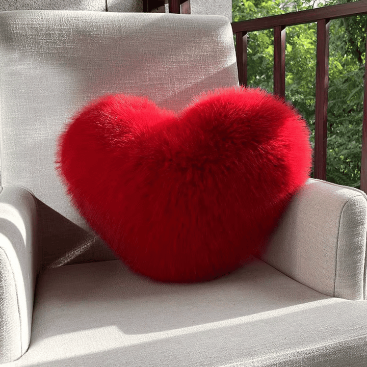 Lisslune | HEARTLUX – Soft Synthetic Fur Heart Pillow for Modern Home Decor