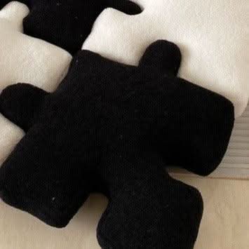 Lisslune | Puzzle Pillow