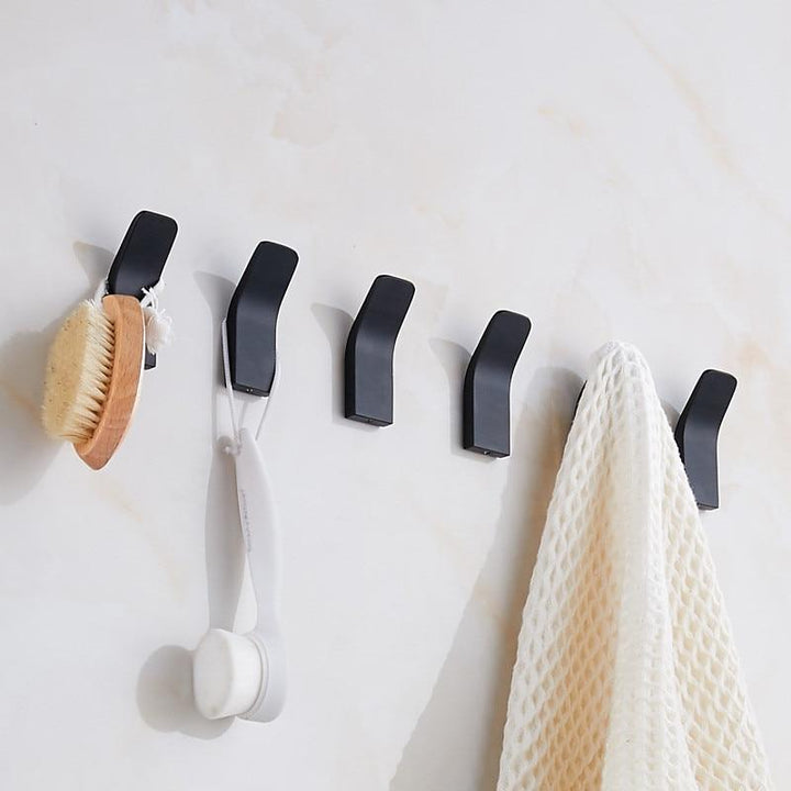 Lisslune | Golden Wall Hooks – Luxurious Brass Coat Hooks for Hallway and Bedroom