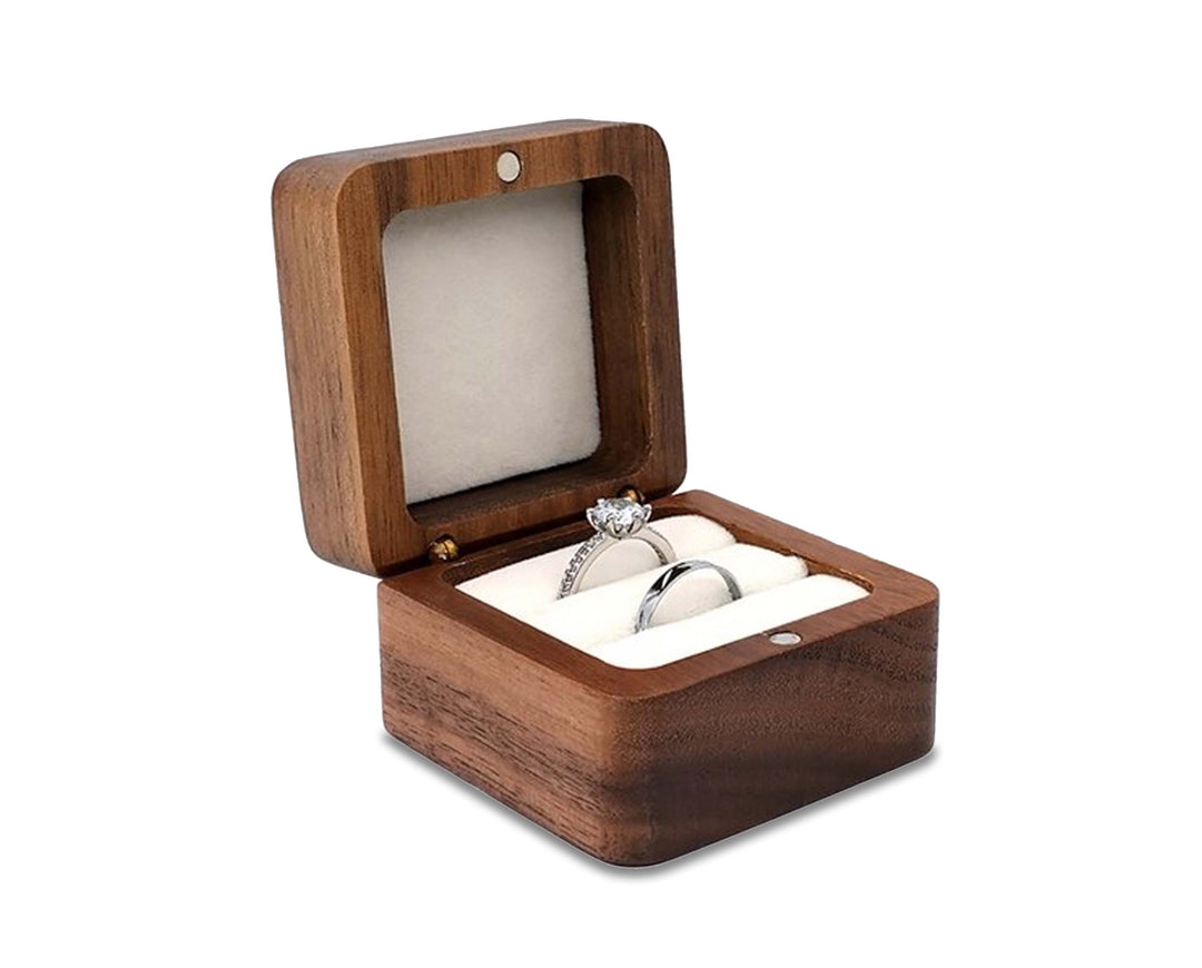 Lisslune | Wooden boxes | Wooden jewelry box, wedding ring box, earring rings