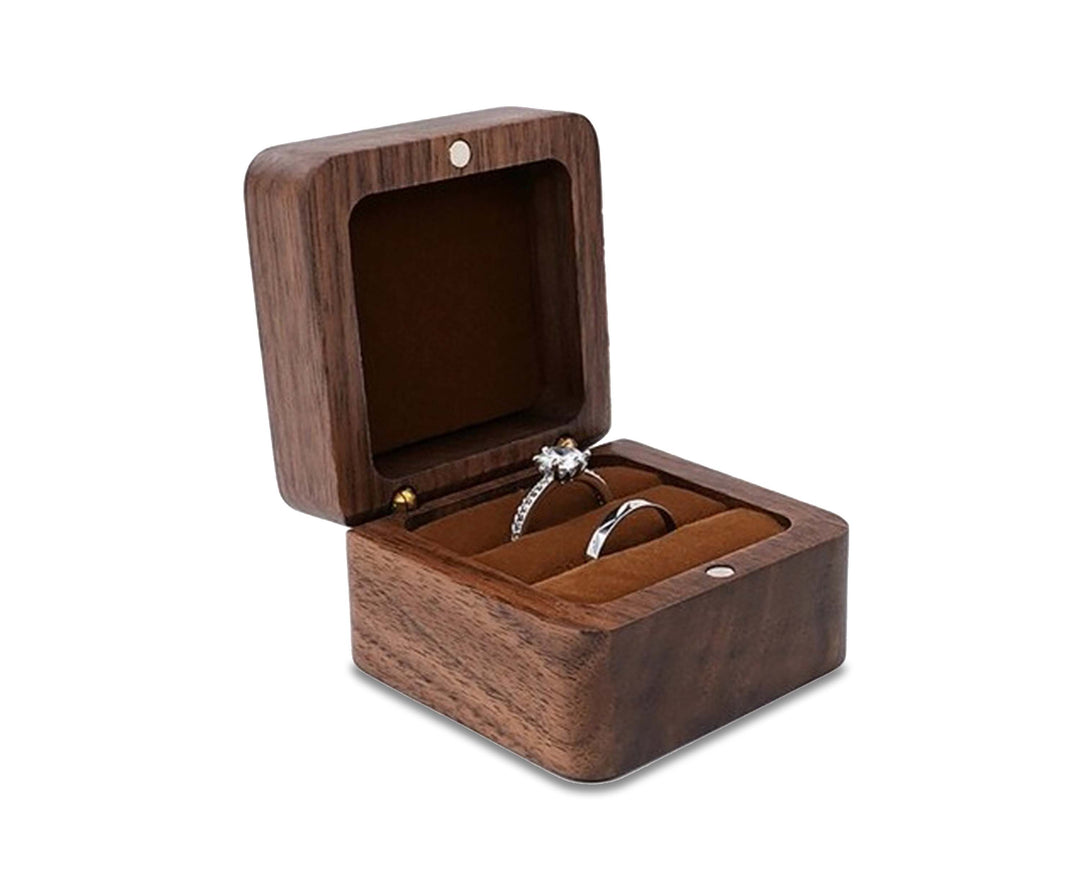 Lisslune | Wooden boxes | Wooden jewelry box, wedding ring box, earring rings