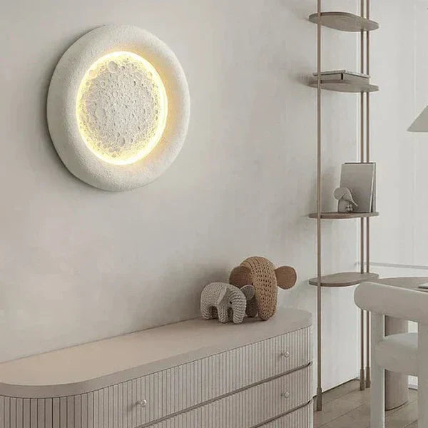 Lisslune | LunaGlow circular wall lamp - elegant and modern design