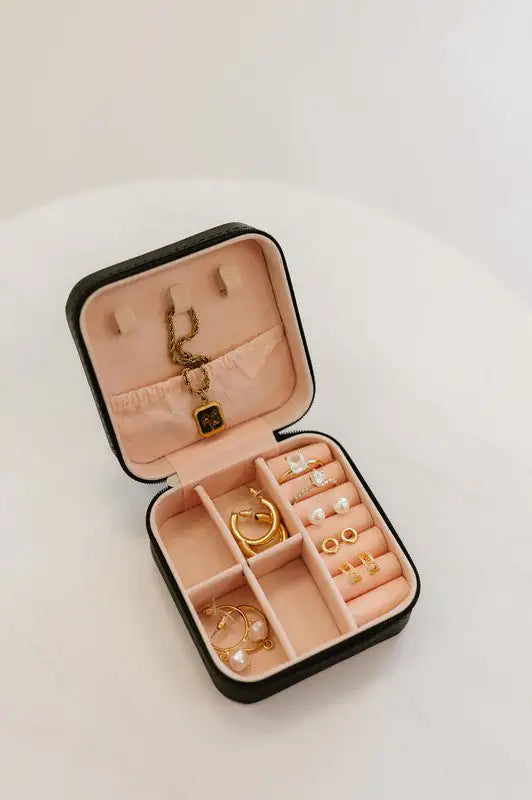 Lisslune | Jewelry case