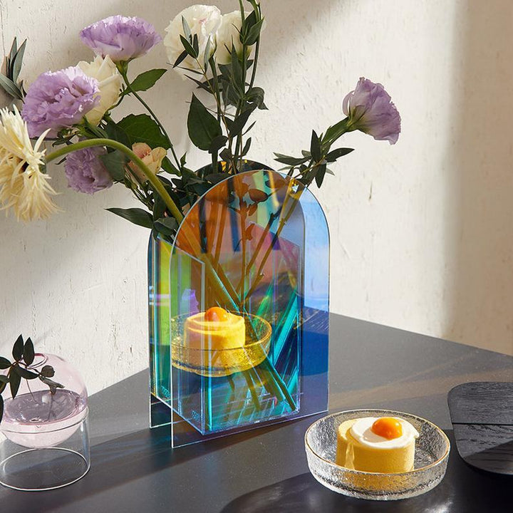 Rynx Aurora Acrylic Vase