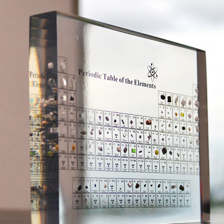 Lisslune | Illuminated Periodic Table with Real Elements - Elementa