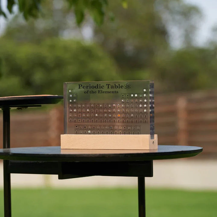 Lisslune | Illuminated Periodic Table with Real Elements - Elementa