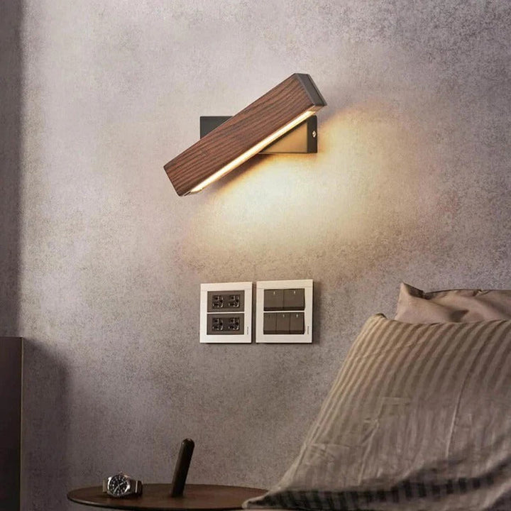 Lisslune | Rotatable Wall Lamp with Adjustable Arm