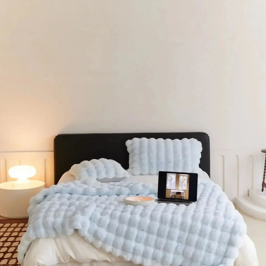Lisslune | Multi Season Blanket