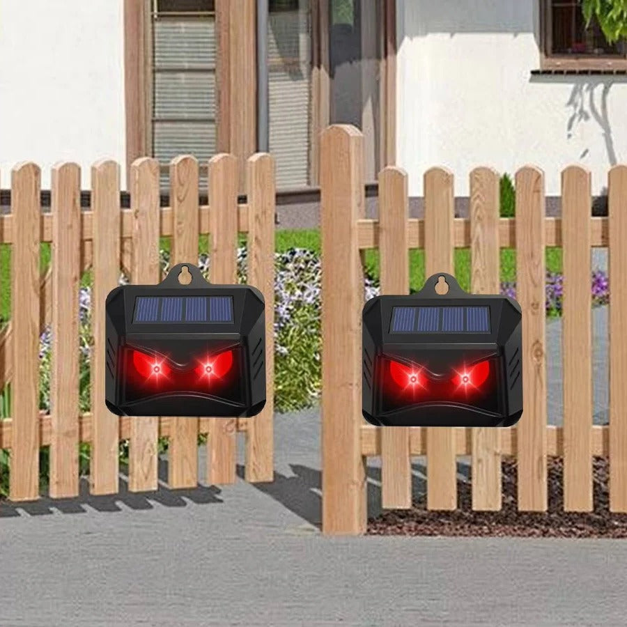 Lisslune | 2pcs Solar Powered Ultrasonic Animal Repellent