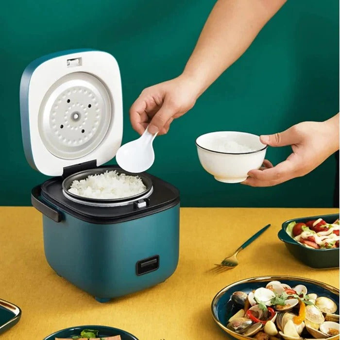 Lisslune | Mini Rice Cooker, 1.2 Qt Capacity with Non-Stick Pot