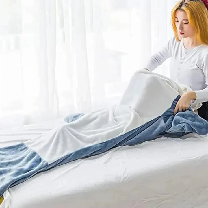 Lisslune | Cozy Shark Hooded Flannel Blanket