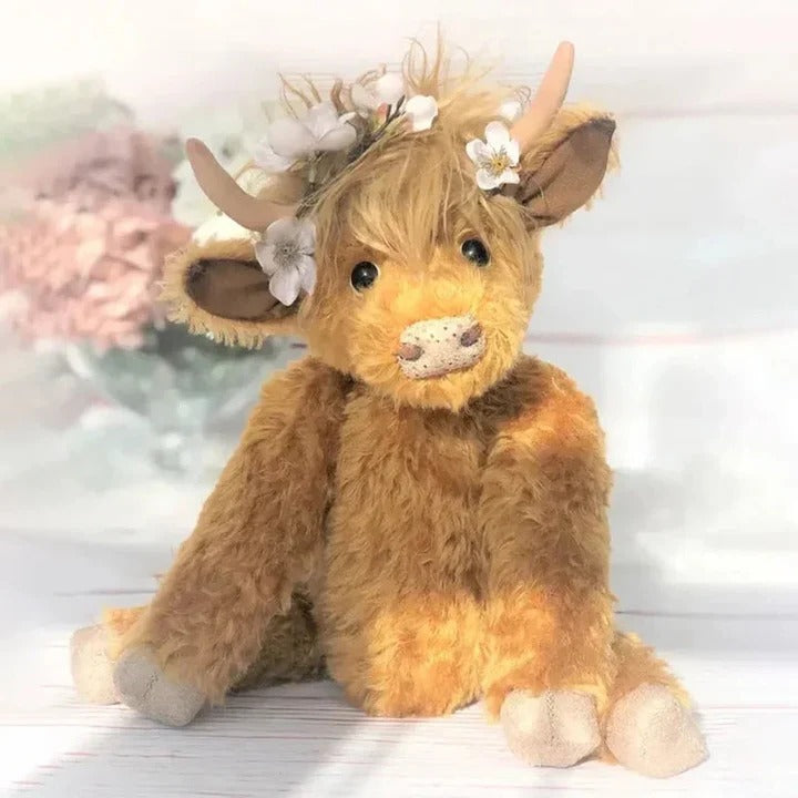 Lisslune | Highland Cow Wearing Flowers