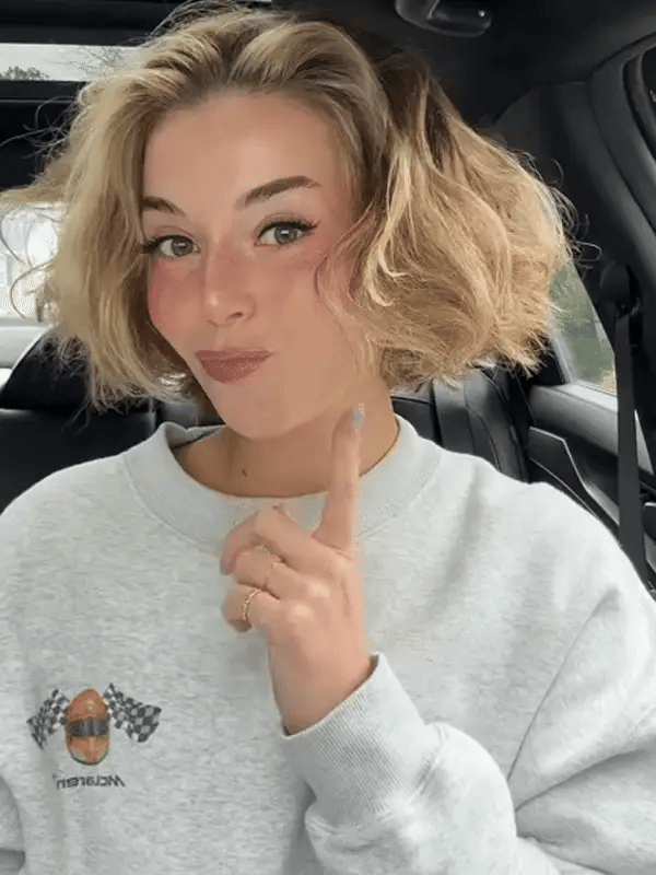 Lisslune | Portable Hair Styling Brush | Smooth & Healthy Hair Anytime, Anywhere