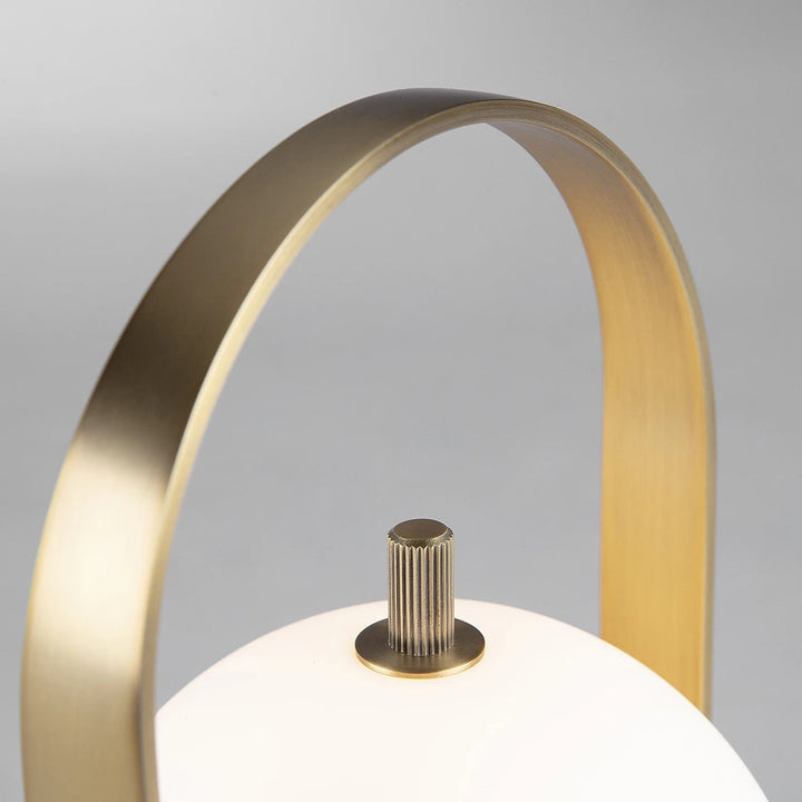 Lisslune | Lucenza | Premium LED table lamp made of brass